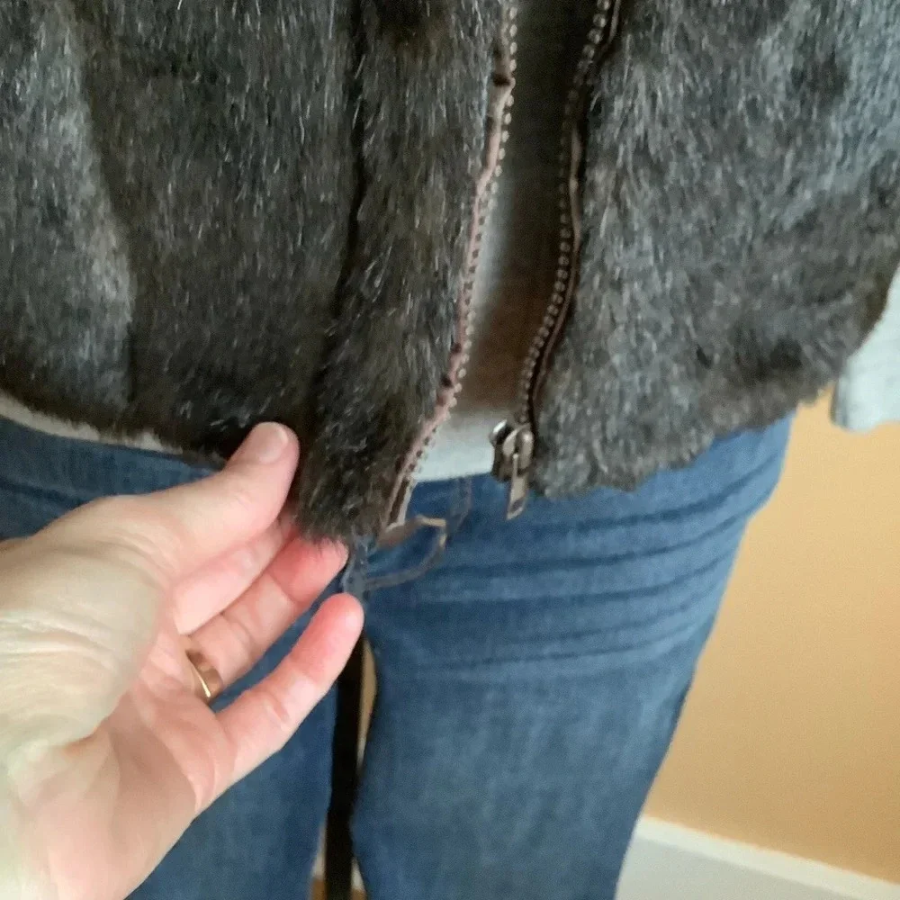 LE CHATEAU Faux Fur Mink Zip Vest Size S - Picture 8 of 15